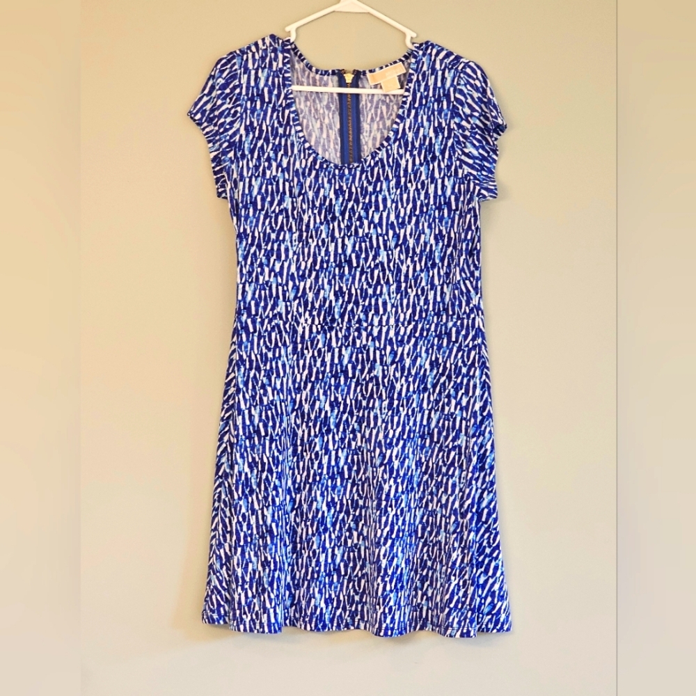 Michael Kors blue and white pattern dress with gold zipper on back- size P Large